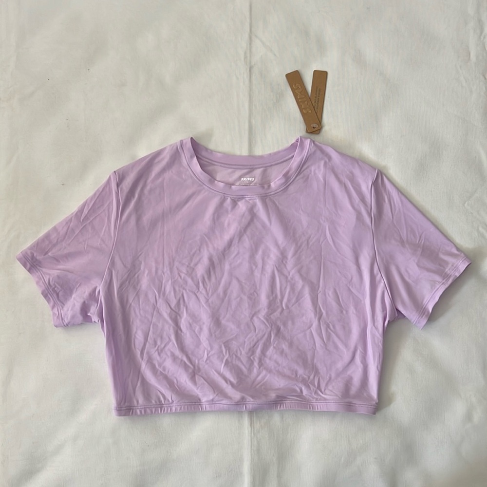 SKIMS FITS EVERYBODY SUPER CROPPED T-SHIRT